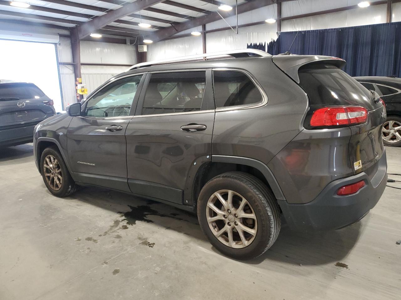 2014 Jeep Grand Cherokee - Image 2