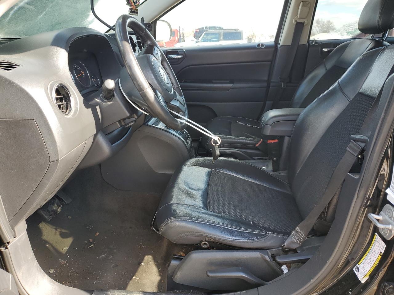 2014 Jeep Compass - Image 7