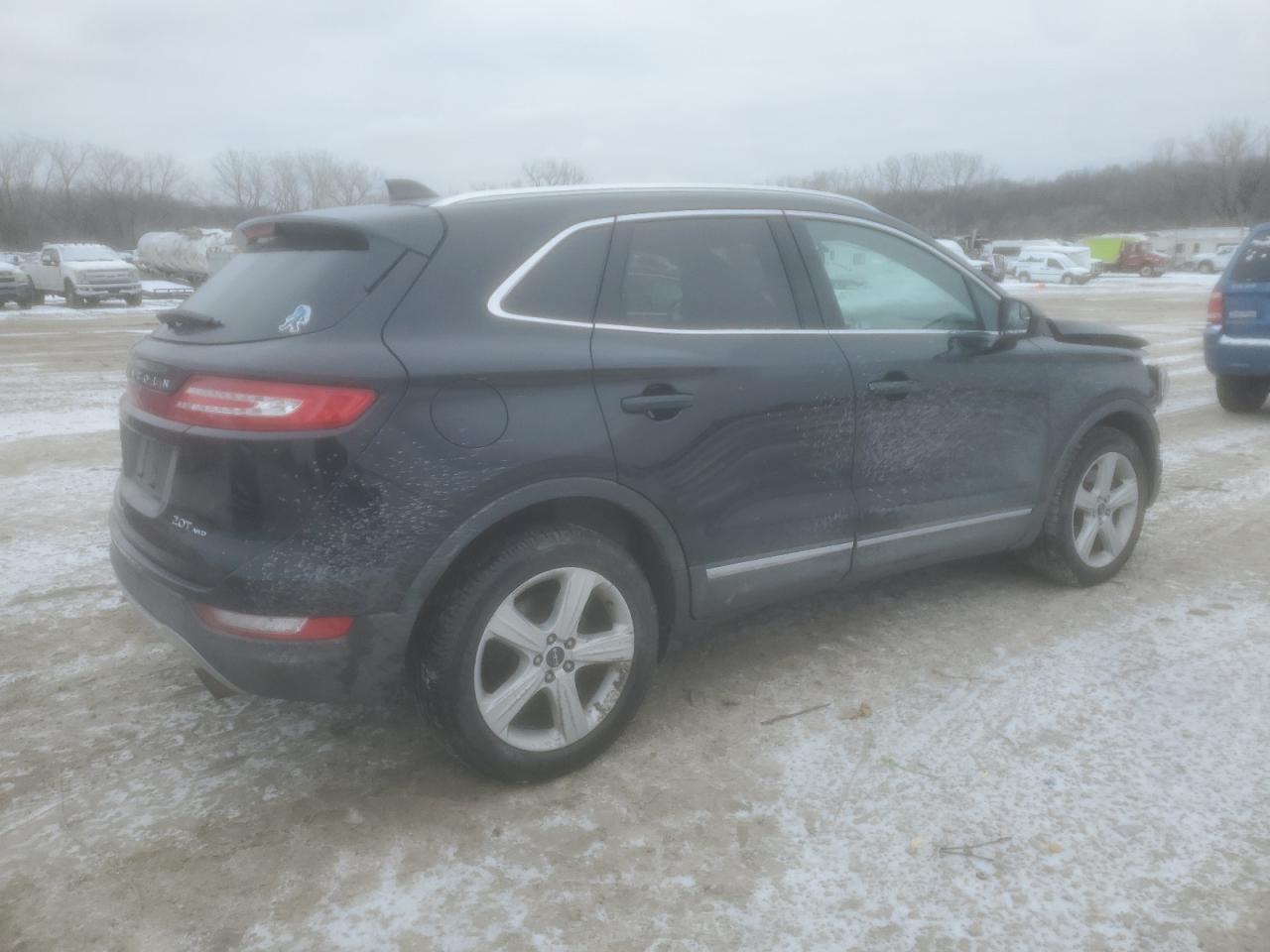 2017 Lincoln MKC - Image 3