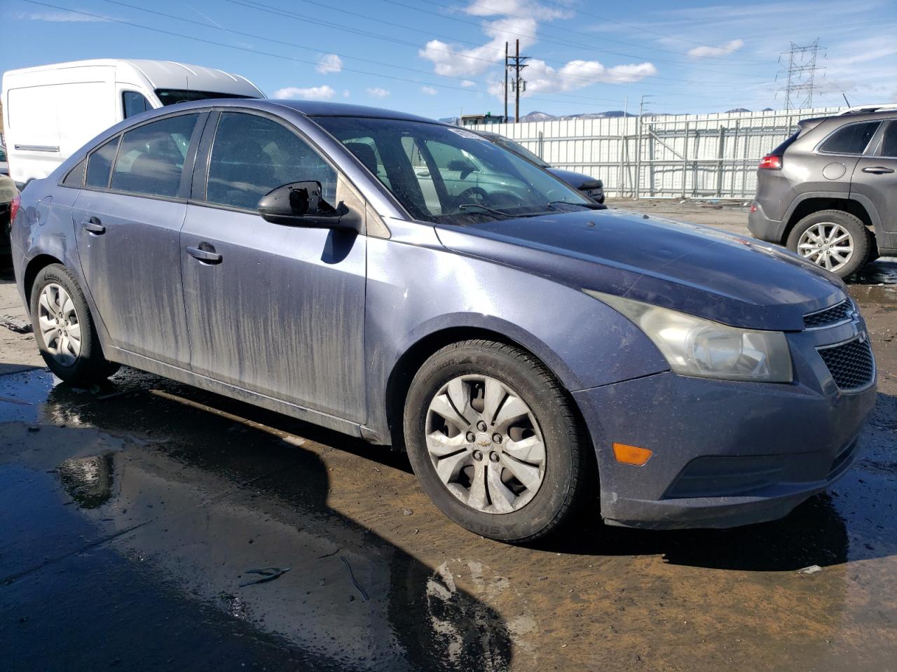 2013 Chevrolet Cruze - Image 4