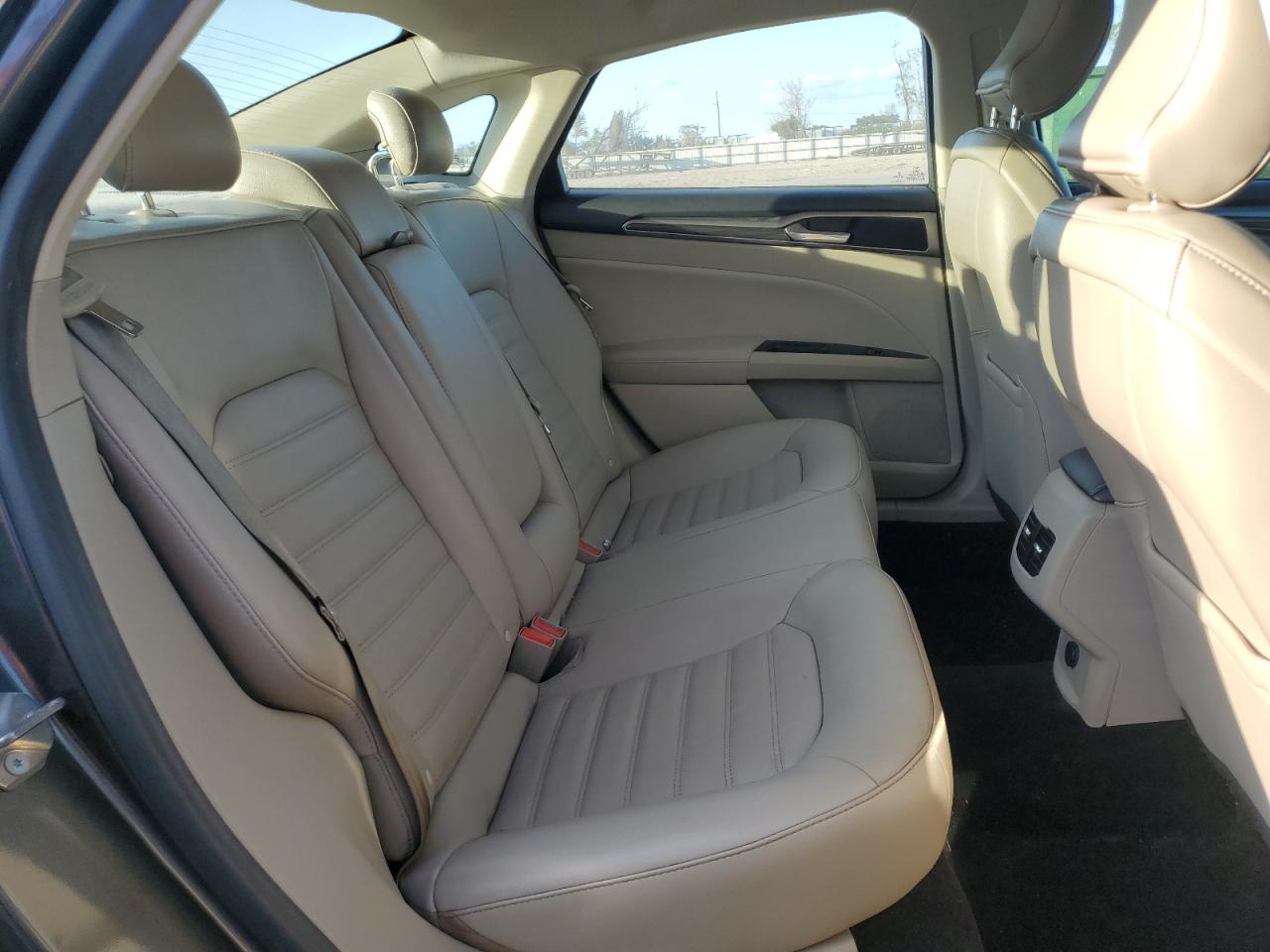 2017 Ford Fusion - Image 10