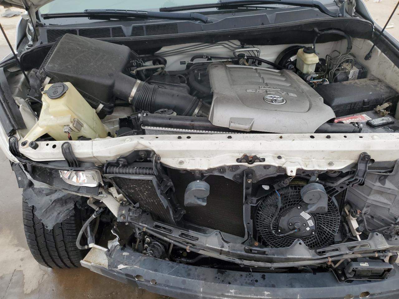 2008 Toyota Sequoia - Image 12