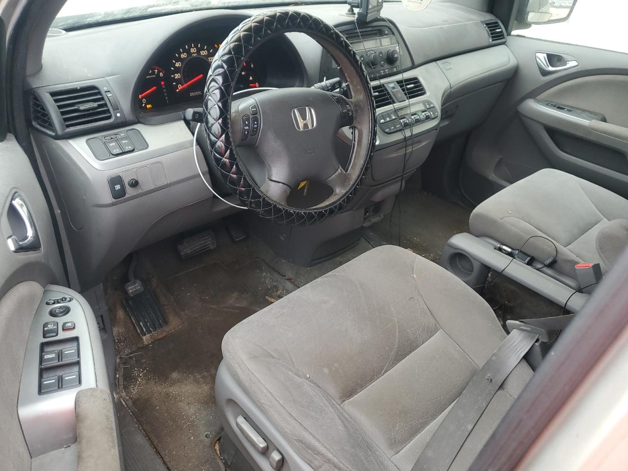 2008 Honda Odyssey - Image 8