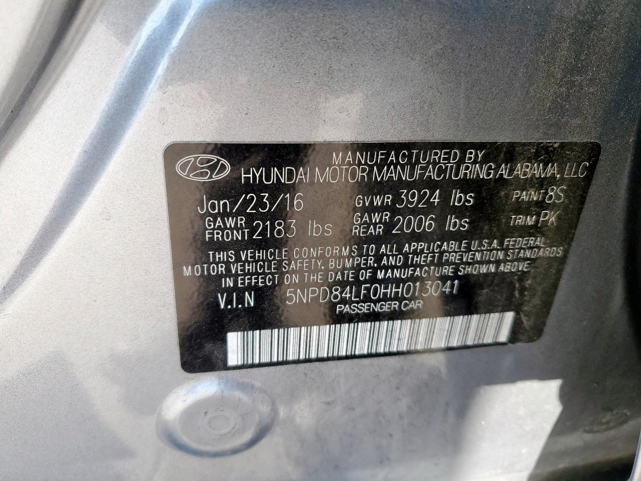 2017 Hyundai Elantra - Image 13