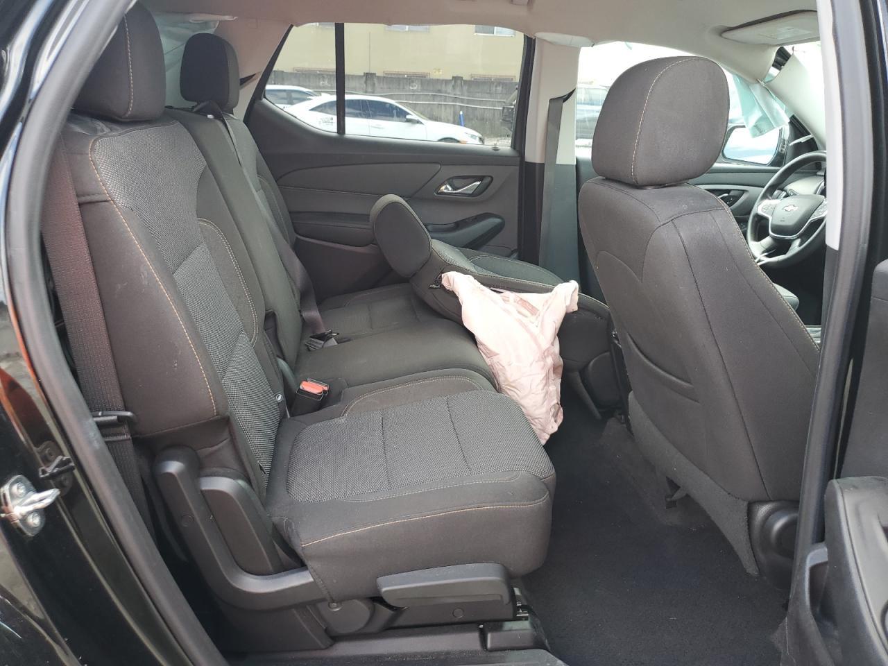 2019 Chevrolet Traverse Ls VIN: 1GNERFKW8KJ293845 Lot: 46196035