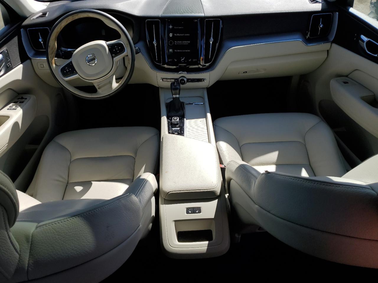 2020 Volvo XC60 - Image 8