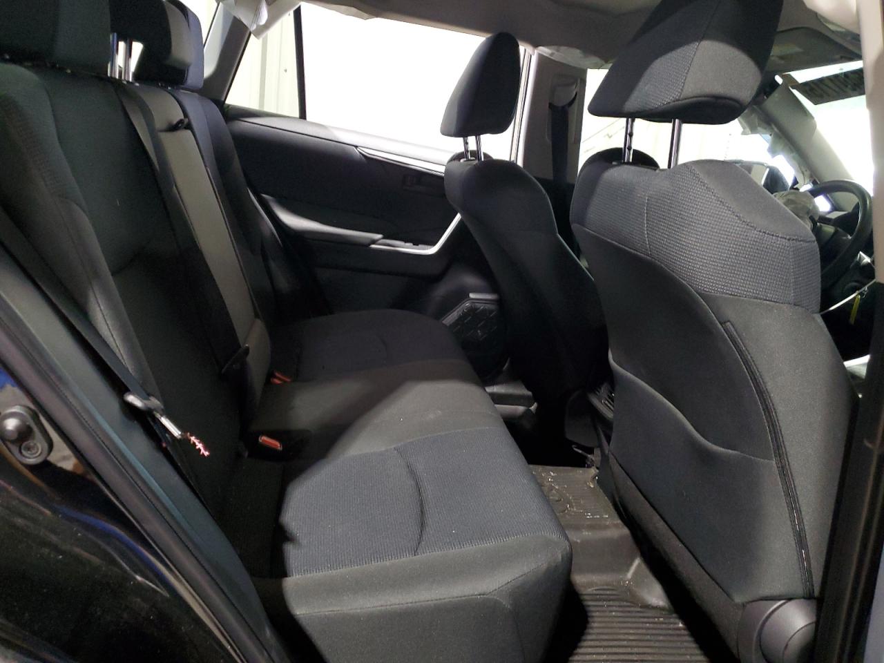 2022 Toyota RAV 4 - Image 11