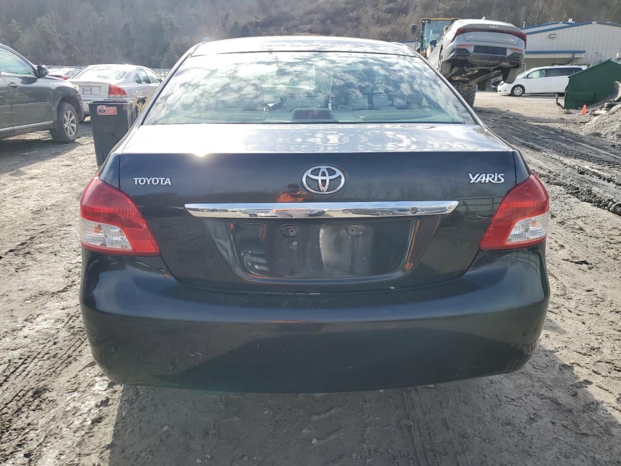 2010 Toyota Yaris - Image 6