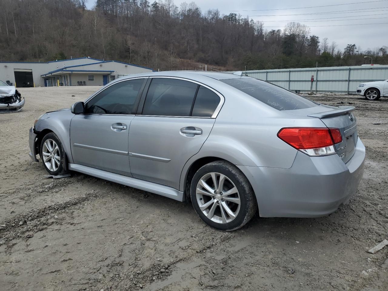 2013 Subaru Legacy - Image 2