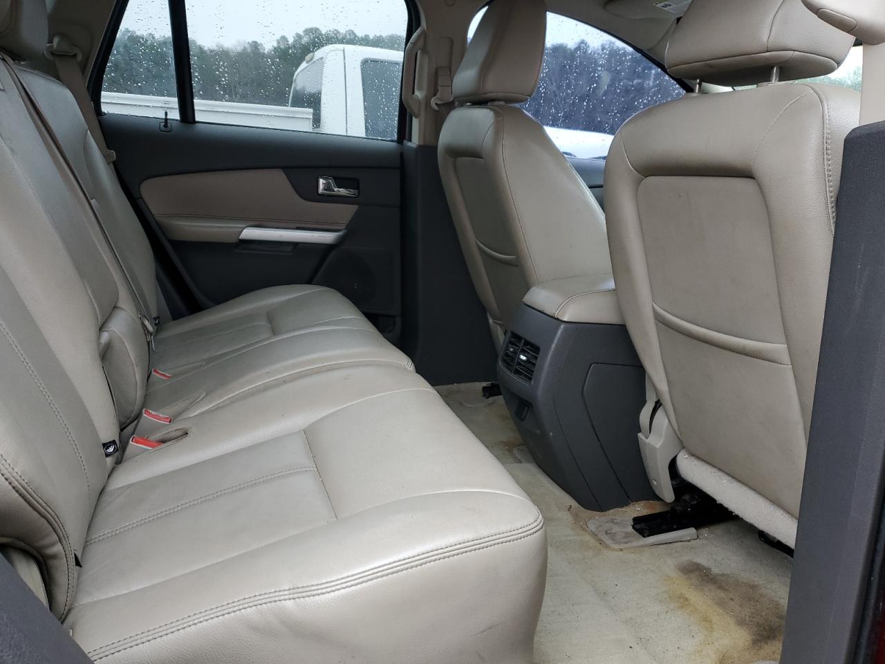 2011 Ford Edge - Image 12