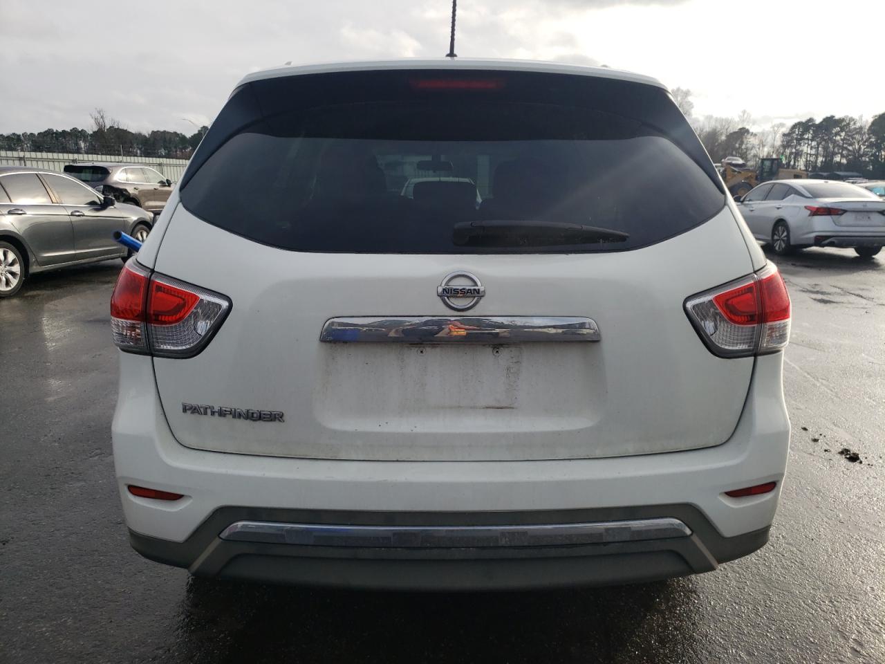 2016 Nissan Pathfinder - Image 6