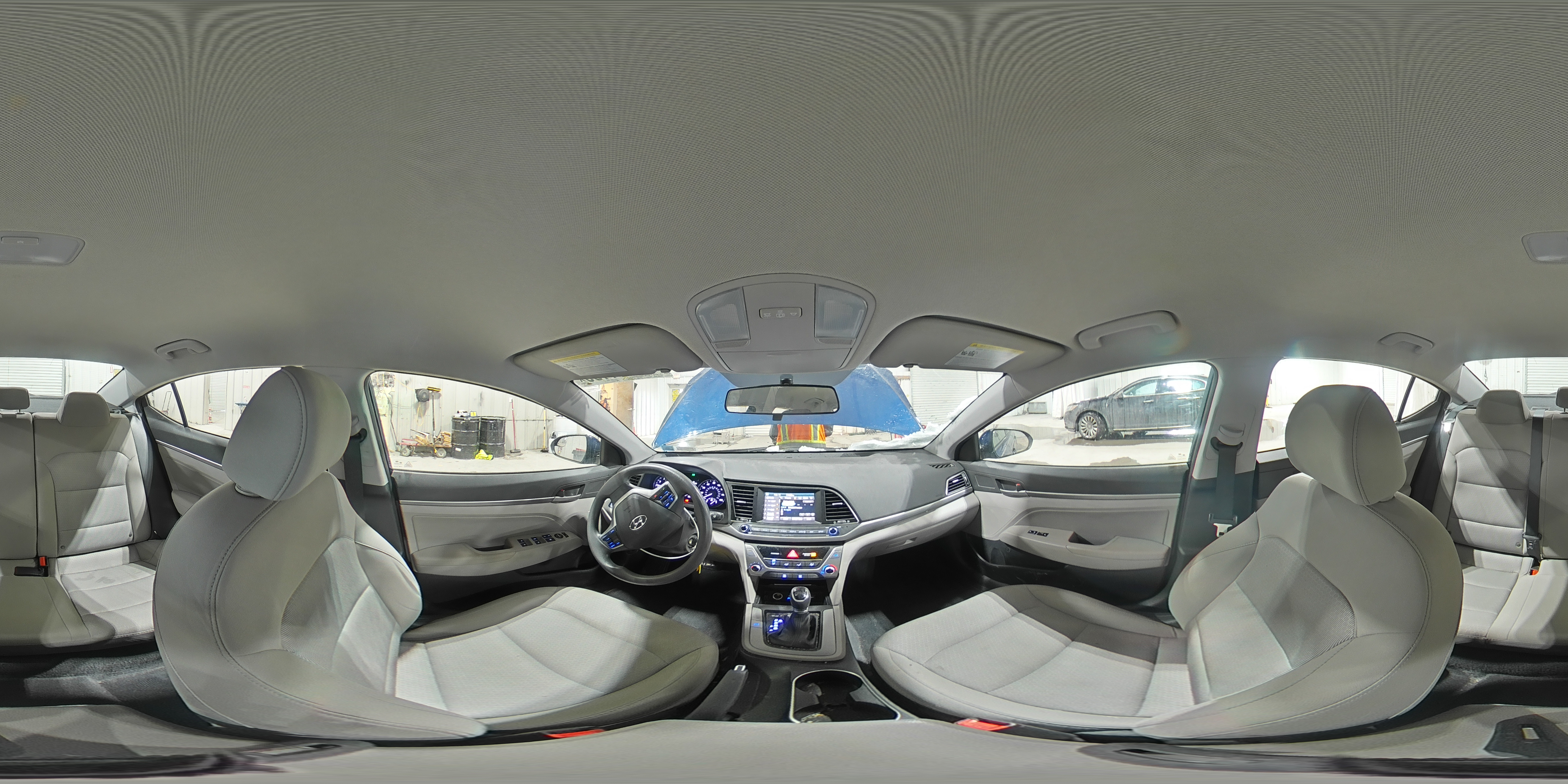 2017 Hyundai Elantra - Image 14