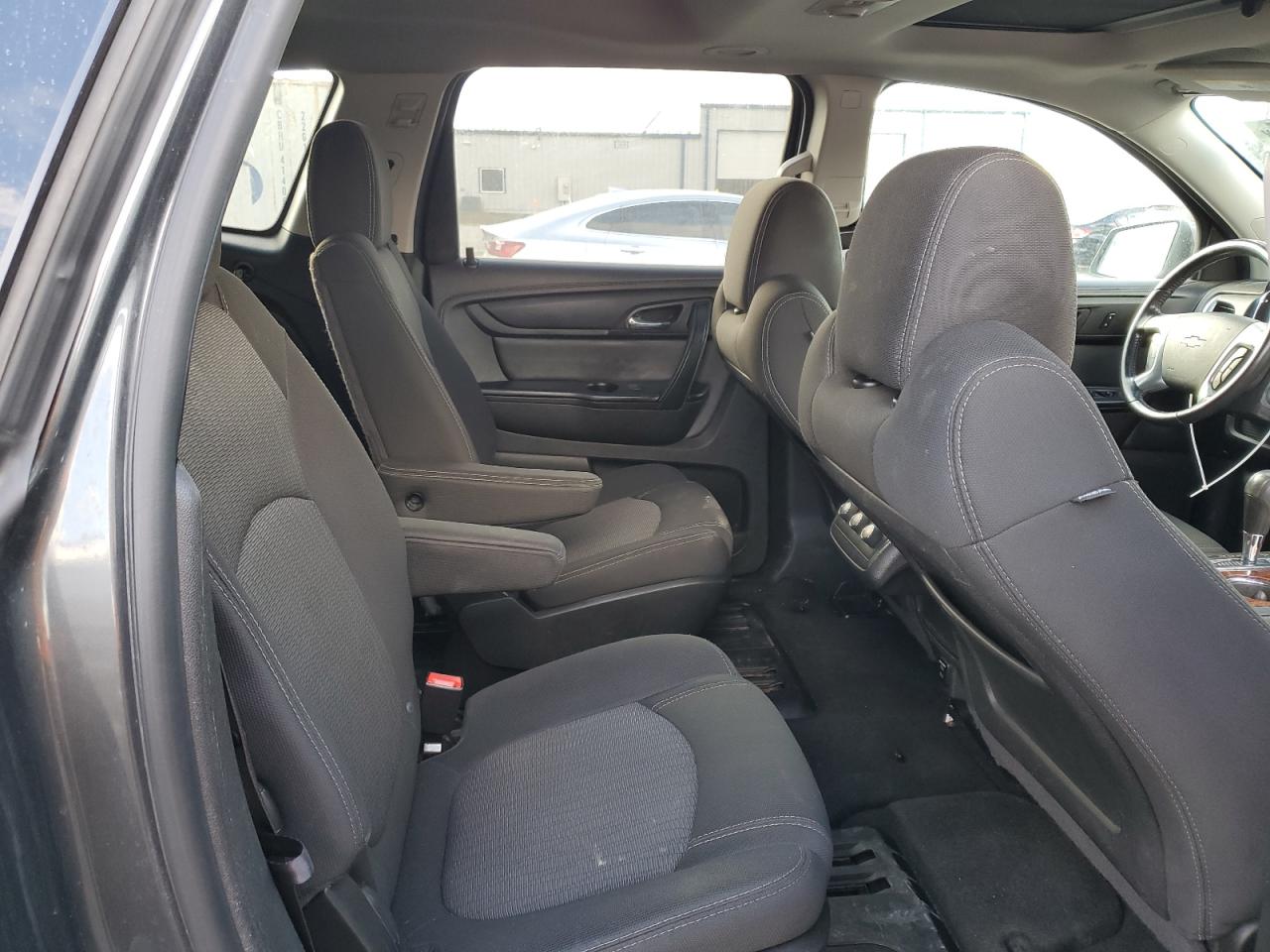 2014 Chevrolet Traverse - Image 11