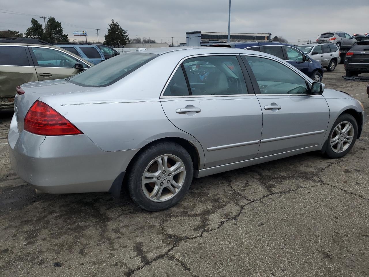 2007 Honda Accord - Image 3