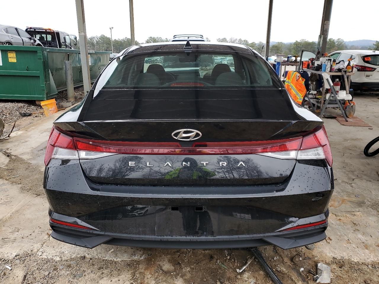 2021 Hyundai Elantra - Image 6