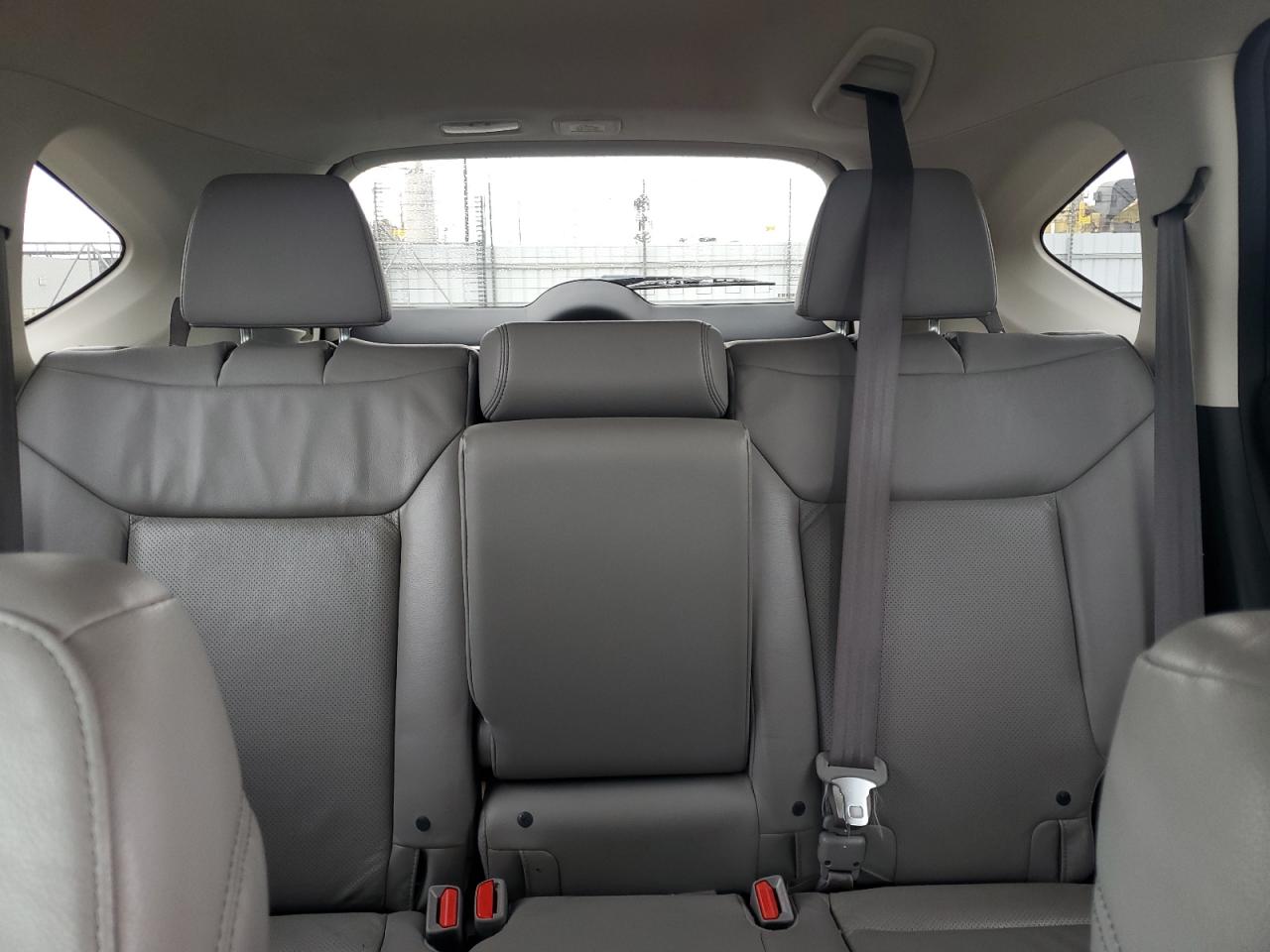 2015 Honda CR-V - Image 10