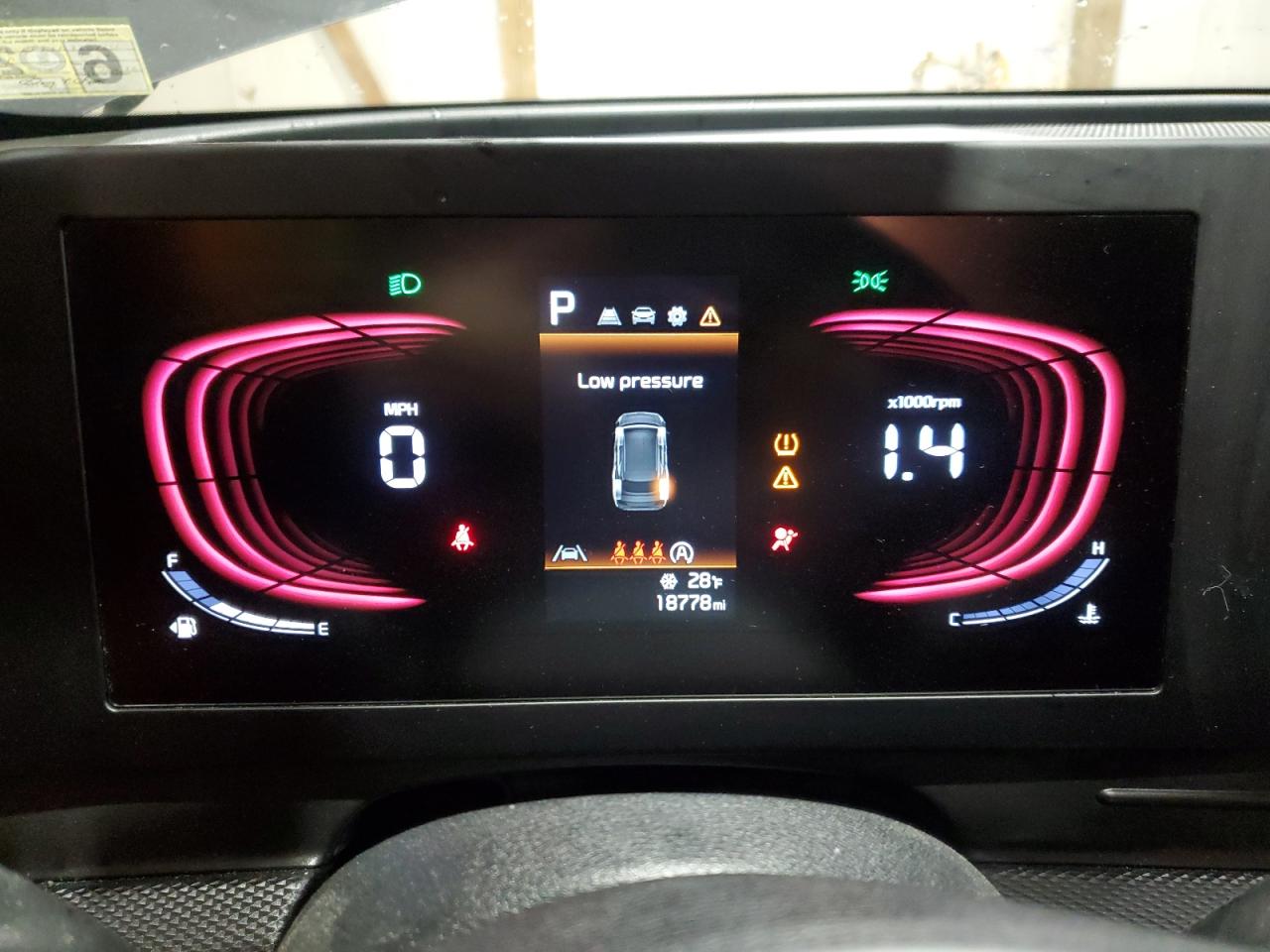 2024 Kia Sportage - Image 9