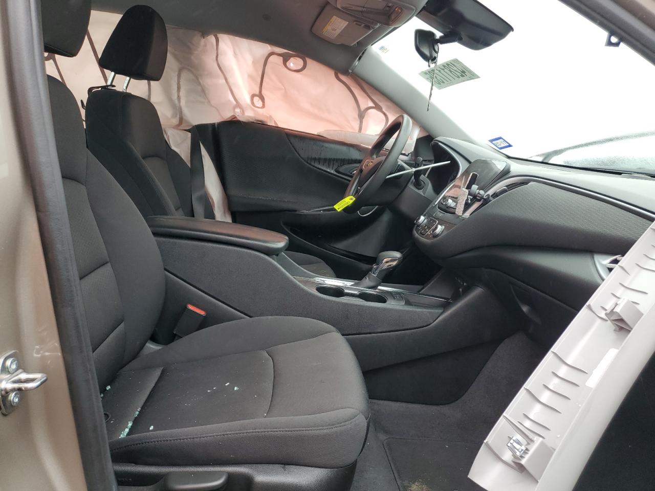 2023 Chevrolet Malibu - Image 7