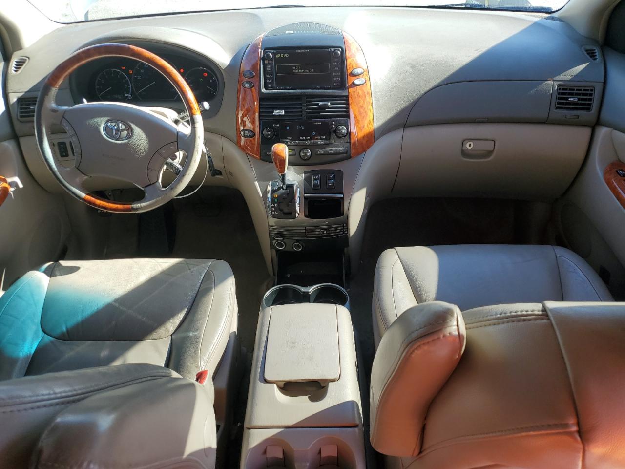 2007 Toyota Sienna - Image 8