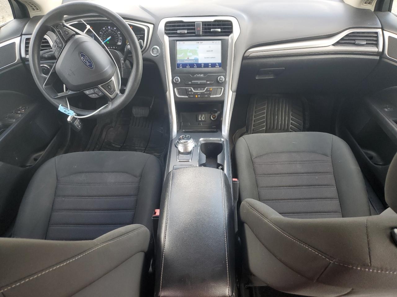 2020 Ford Fusion - Image 8