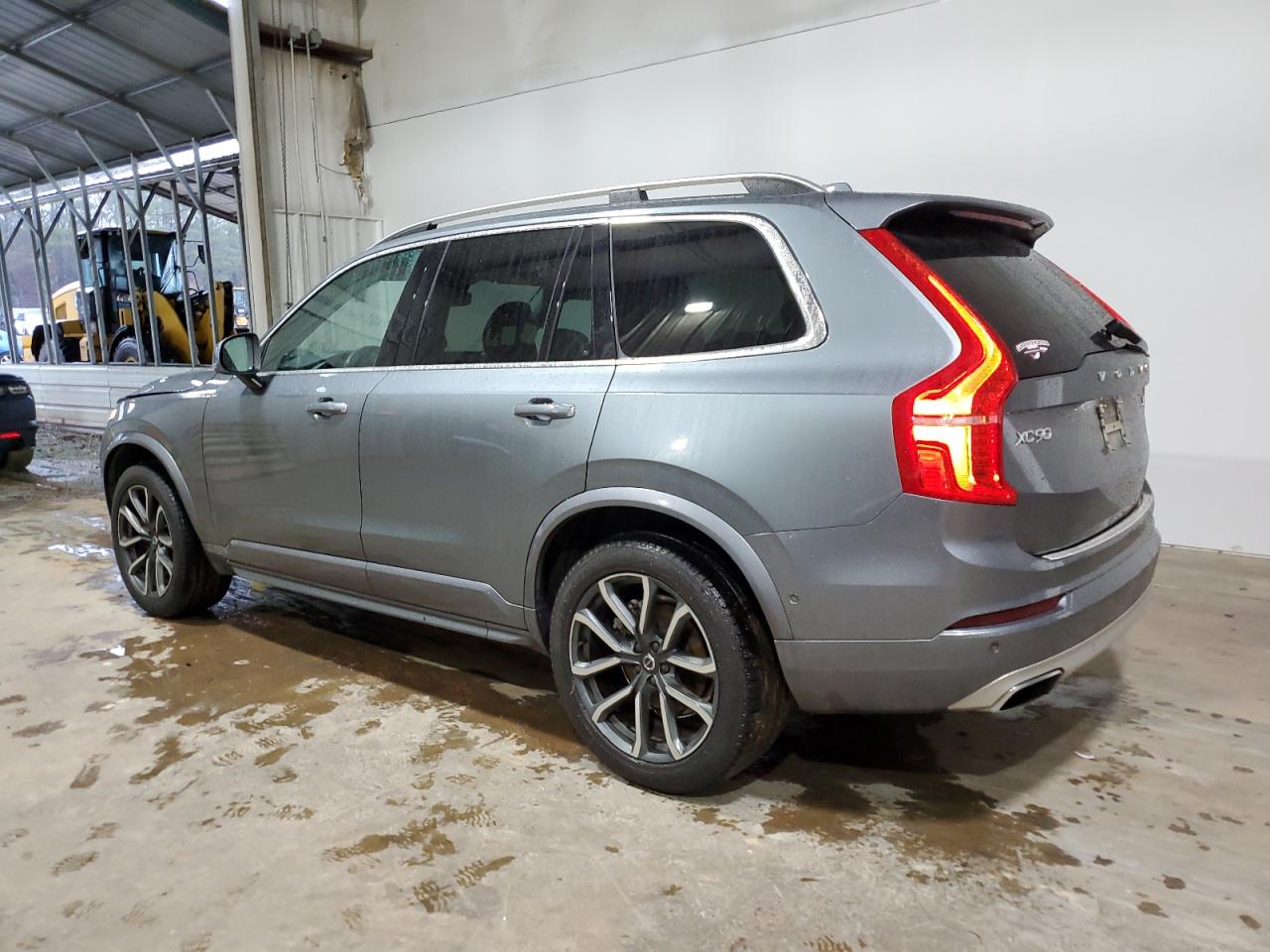 2018 Volvo XC90 - Image 2