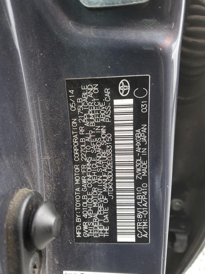 2014 Toyota Prius - Image 12