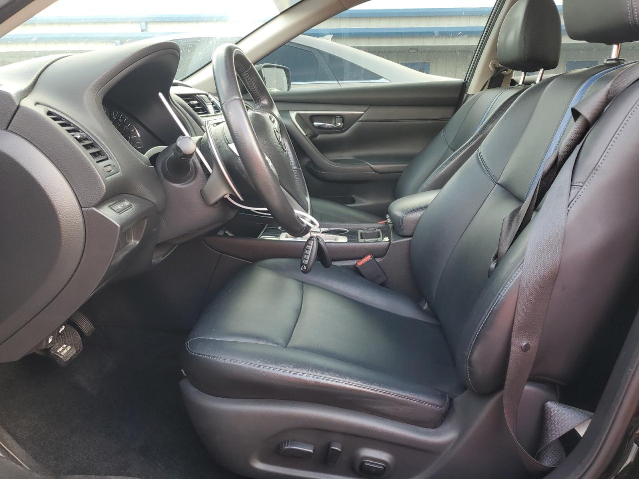 2018 Nissan Altima - Image 7