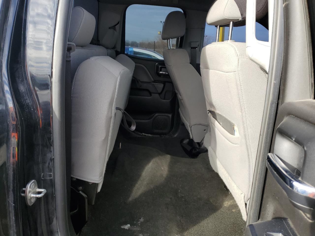 2018 GMC Sierra - Image 10