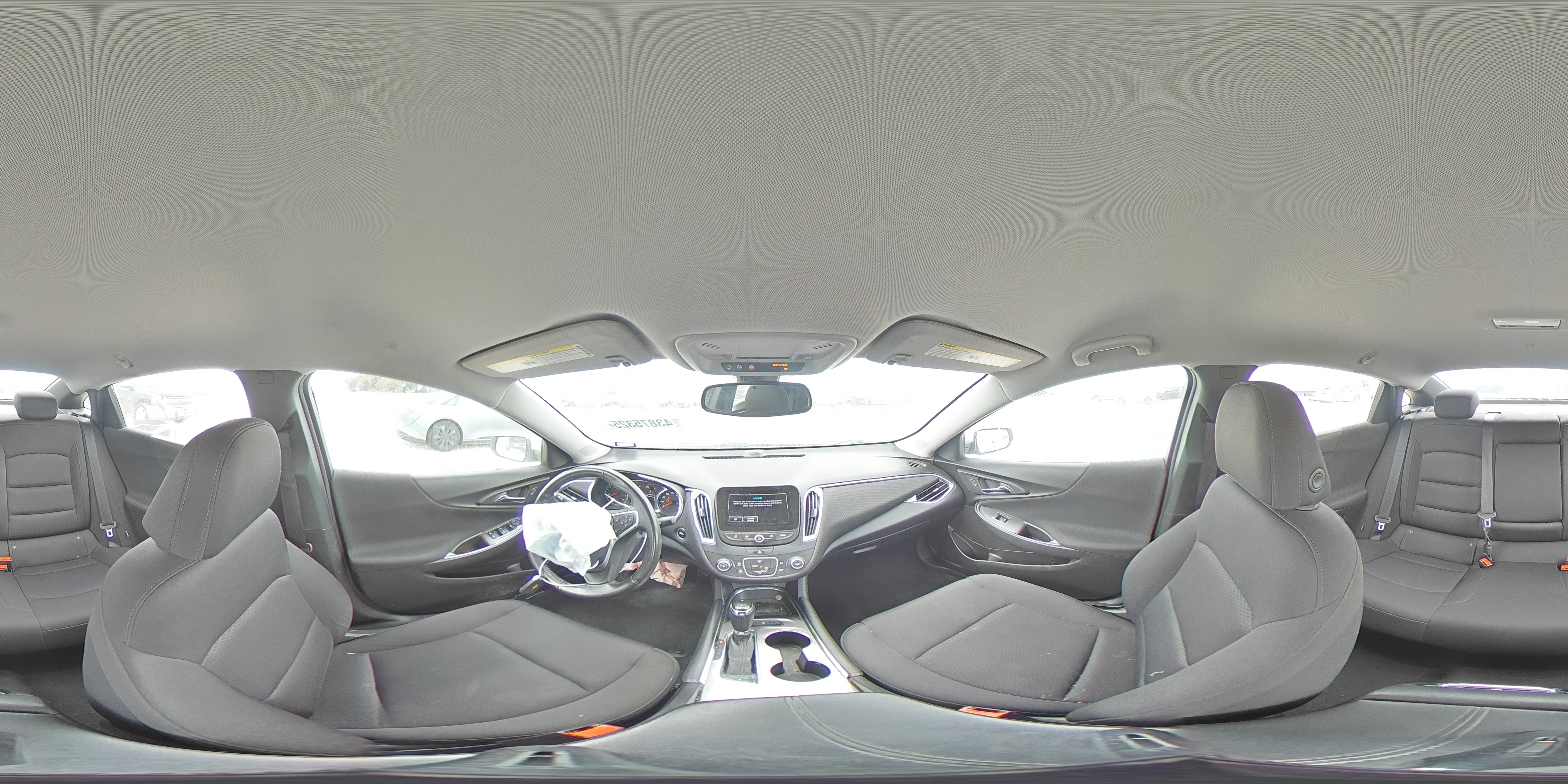 2018 Chevrolet Malibu - Image 13