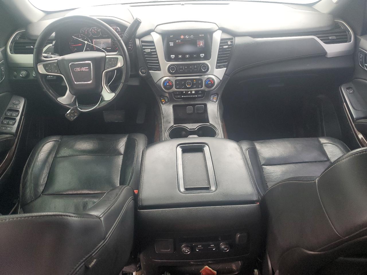 2015 GMC Yukon - Image 8