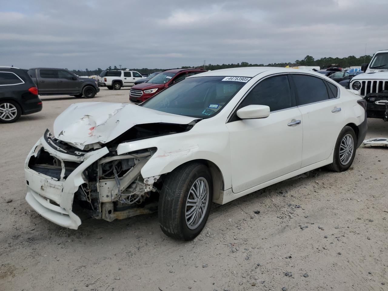 2014 Nissan Altima - Image 1