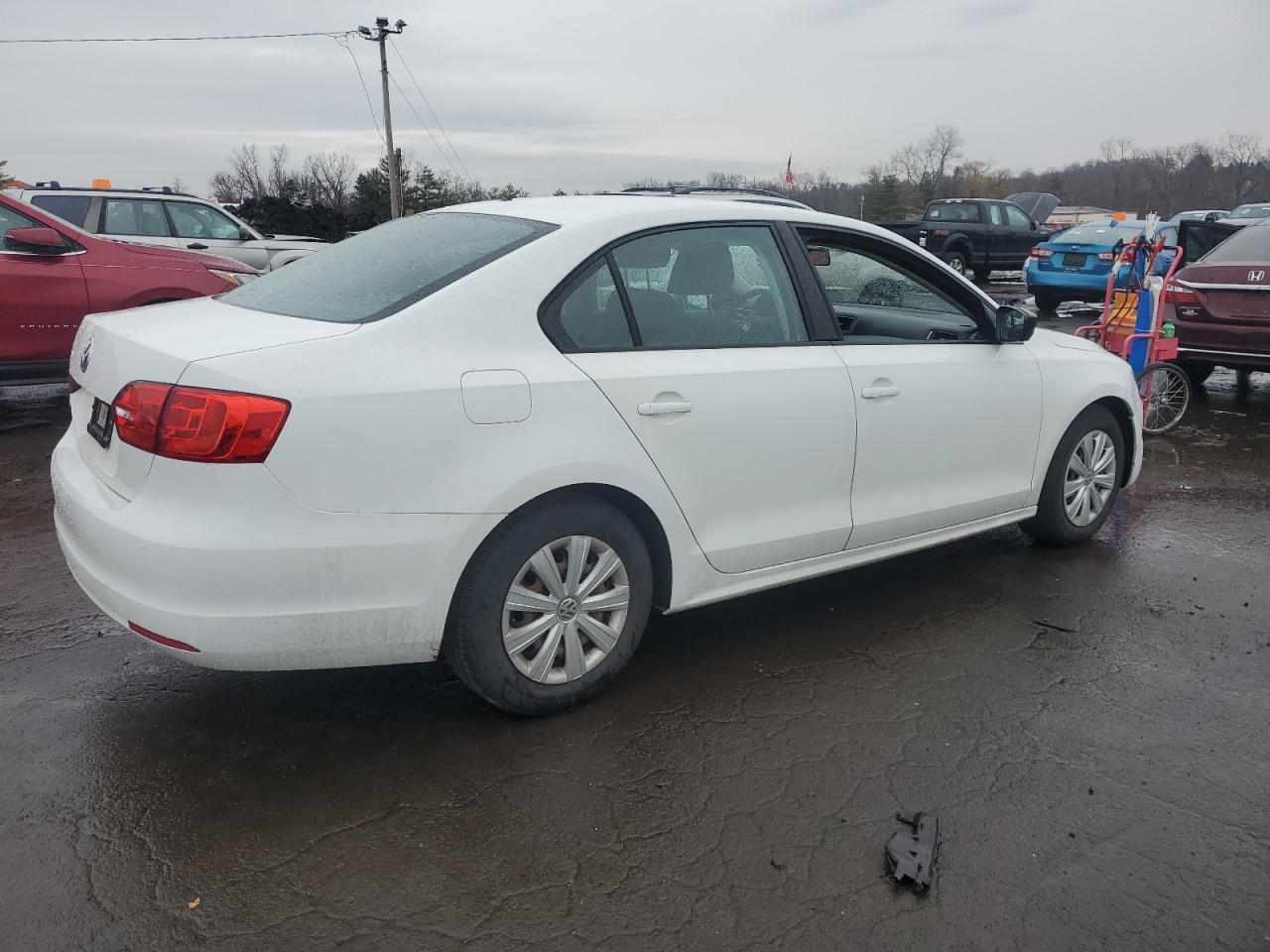 2014 Volkswagen Jetta - Image 3