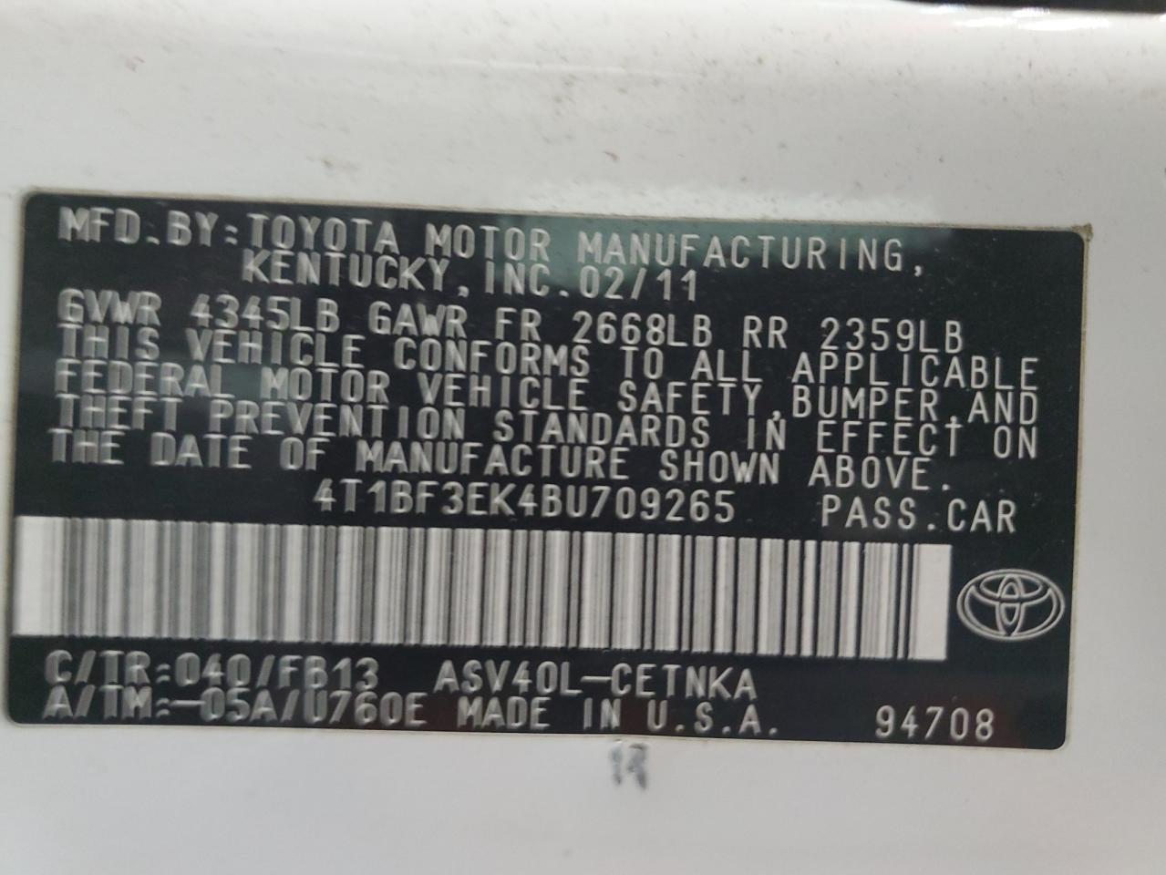 2011 Toyota Camry - Image 12