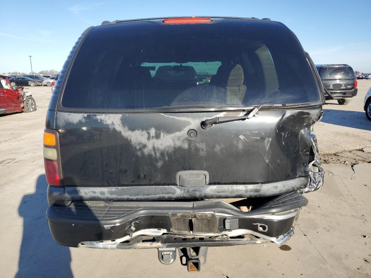 2004 Chevrolet Tahoe - Image 6