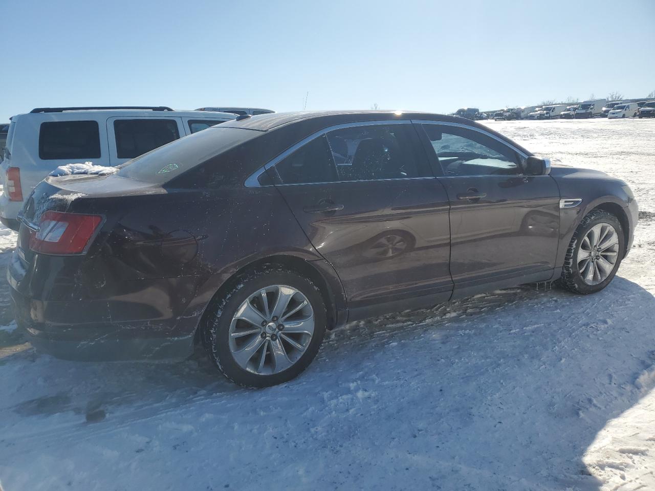 2011 Ford Taurus - Image 3