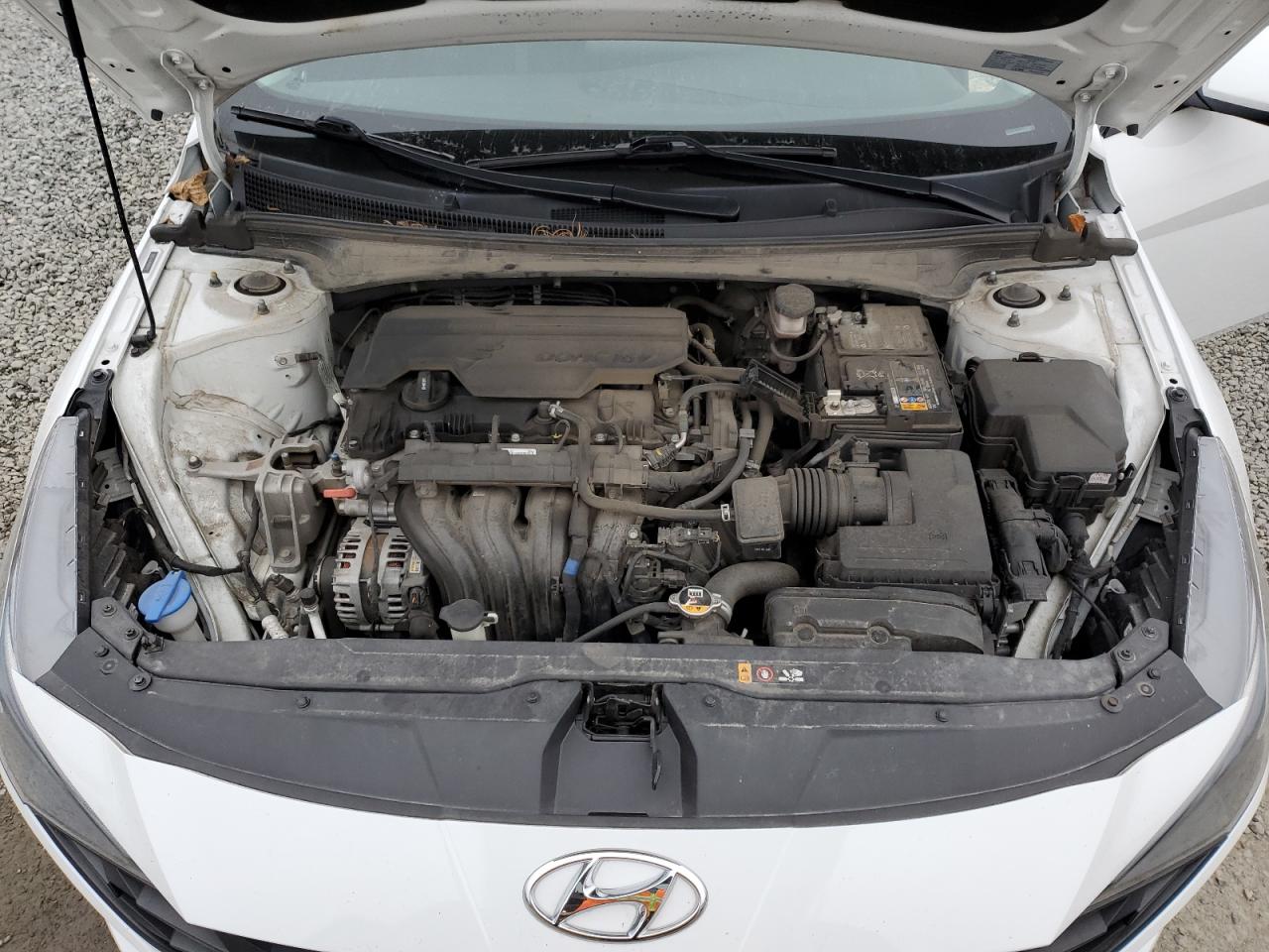 2021 Hyundai Elantra - Image 11