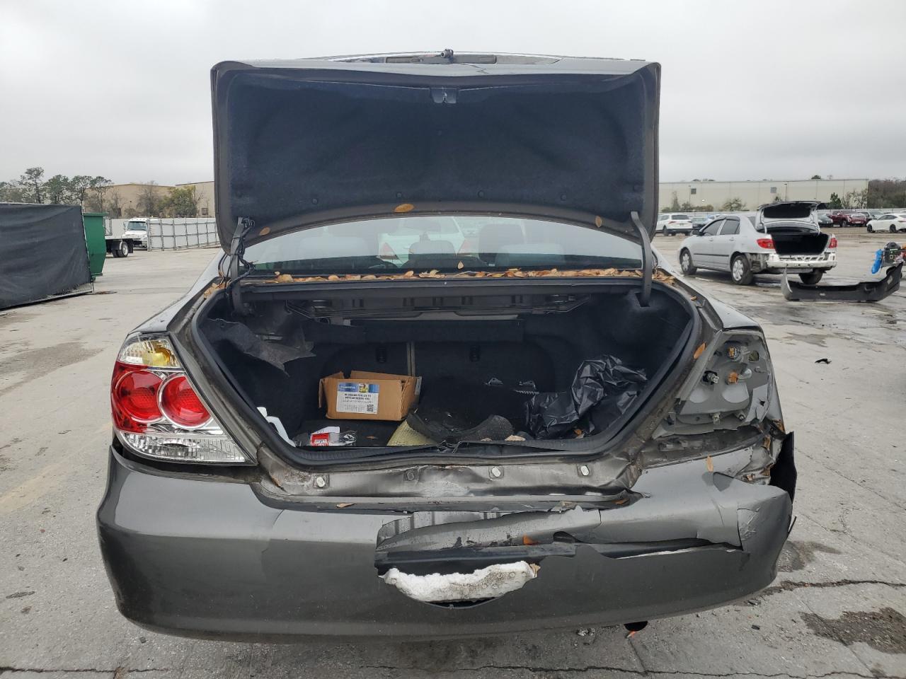 2005 Toyota Camry - Image 6