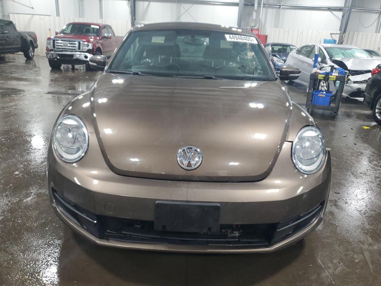 2013 Volkswagen Beetle - Image 5