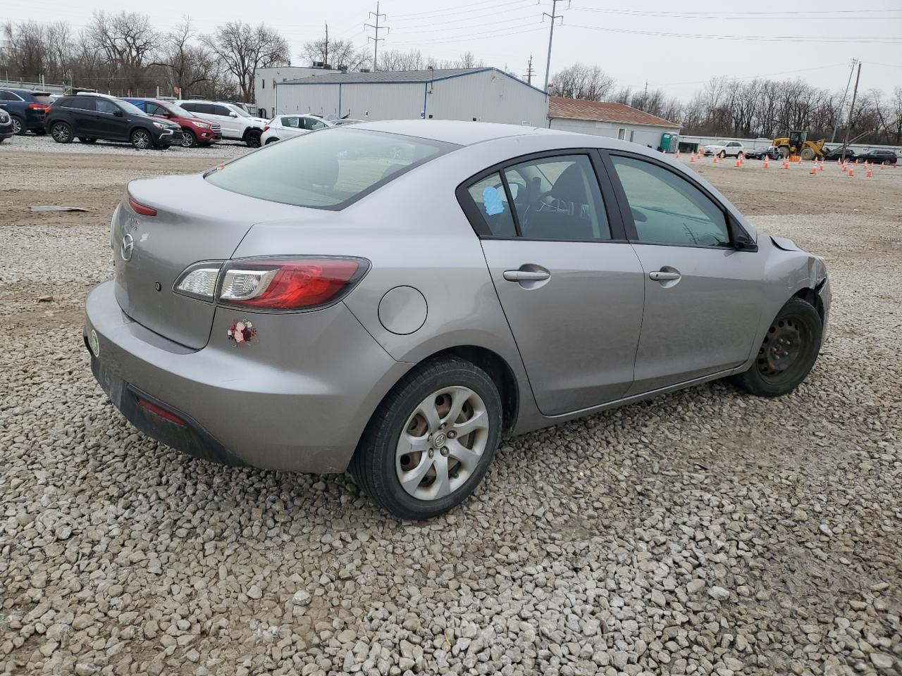 2010 Mazda 3 - Image 3