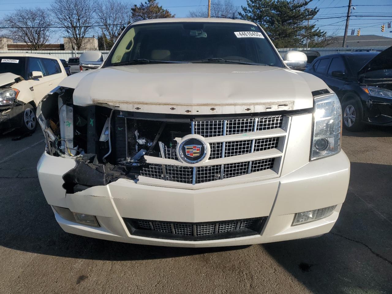 2013 Cadillac Escalade - Image 5