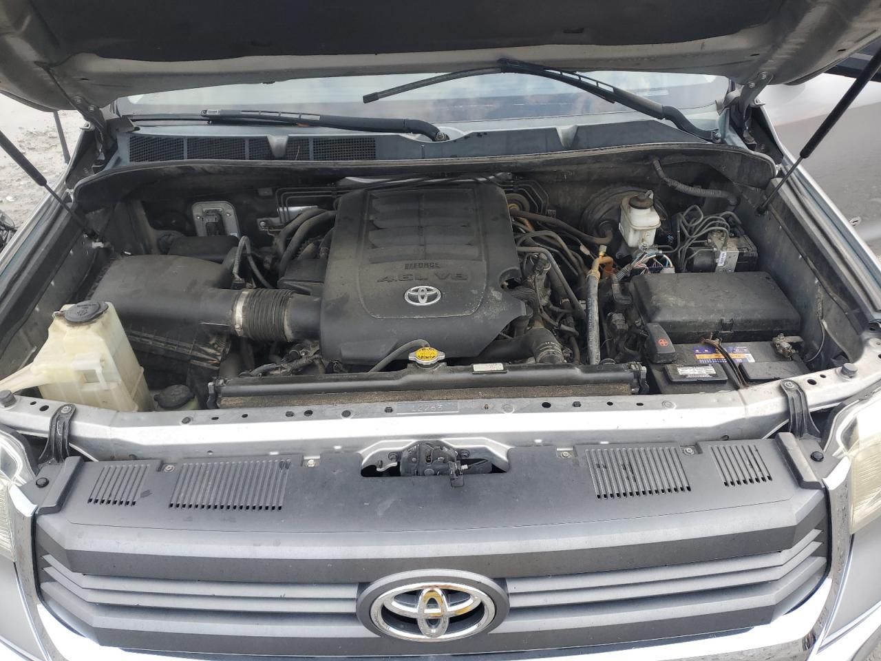 2014 Toyota Tundra - Image 12