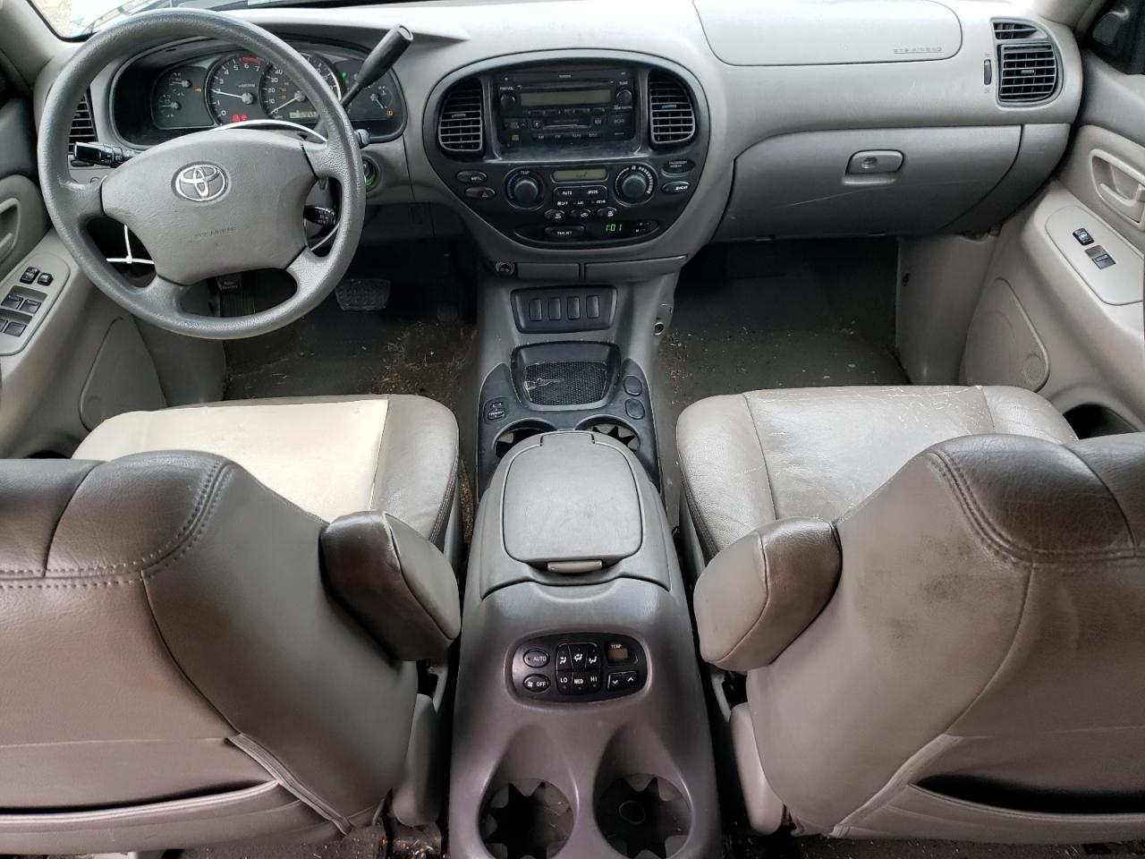 2007 Toyota Sequoia - Image 8