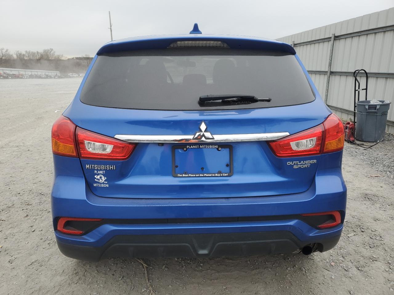2018 Mitsubishi Outlander - Image 6