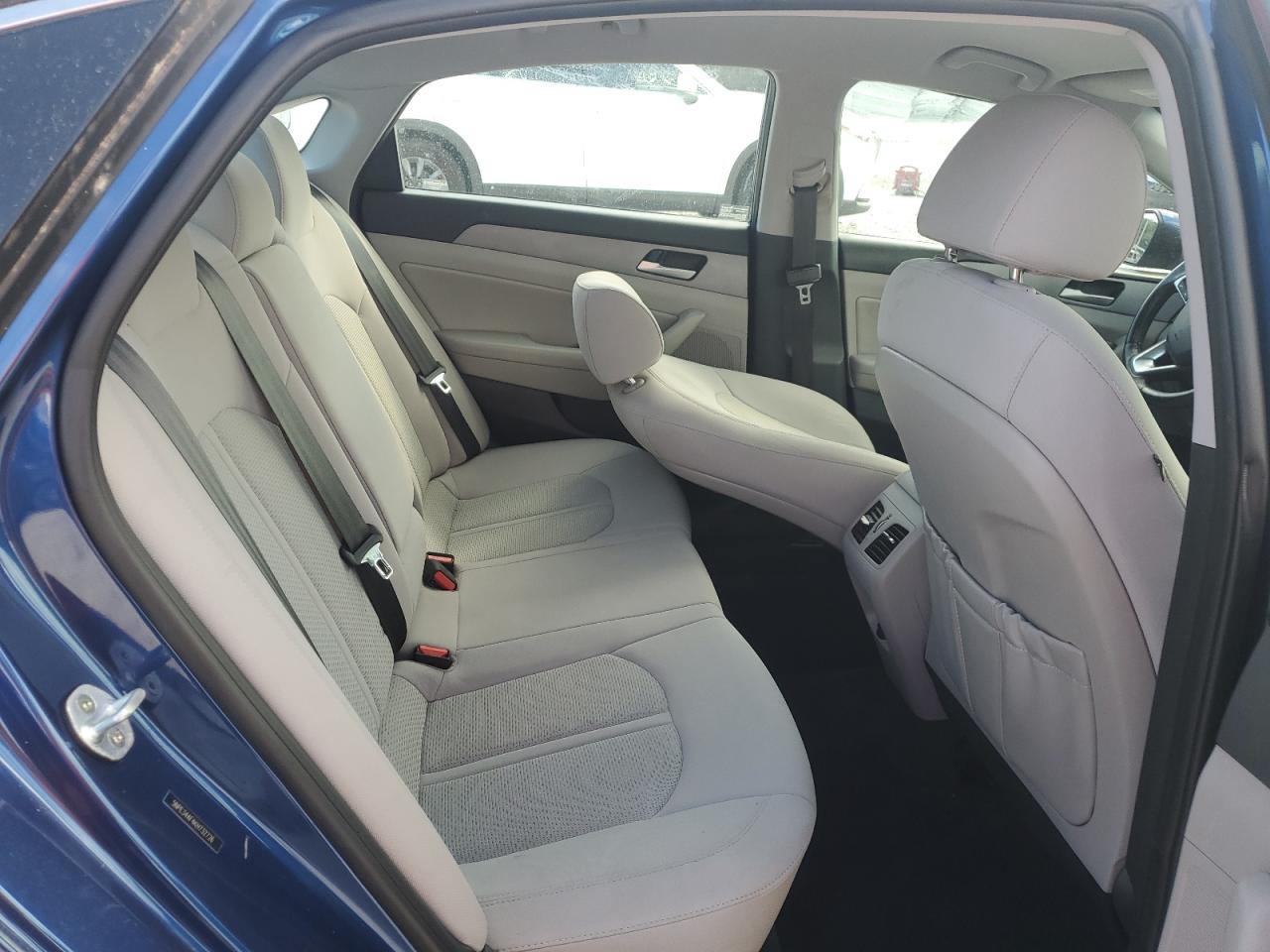2019 Hyundai Sonata - Image 10