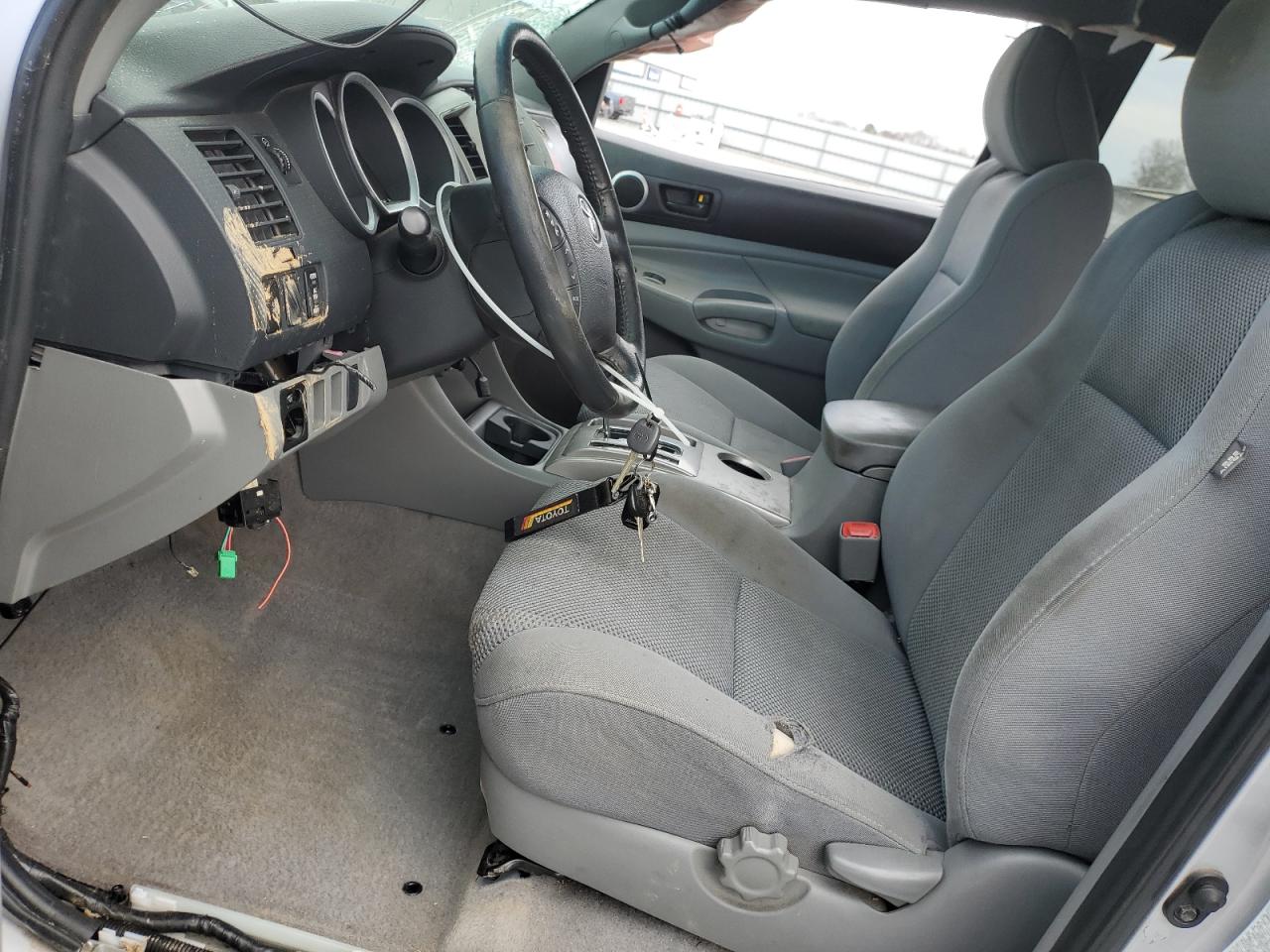 2011 Toyota Tacoma - Image 7
