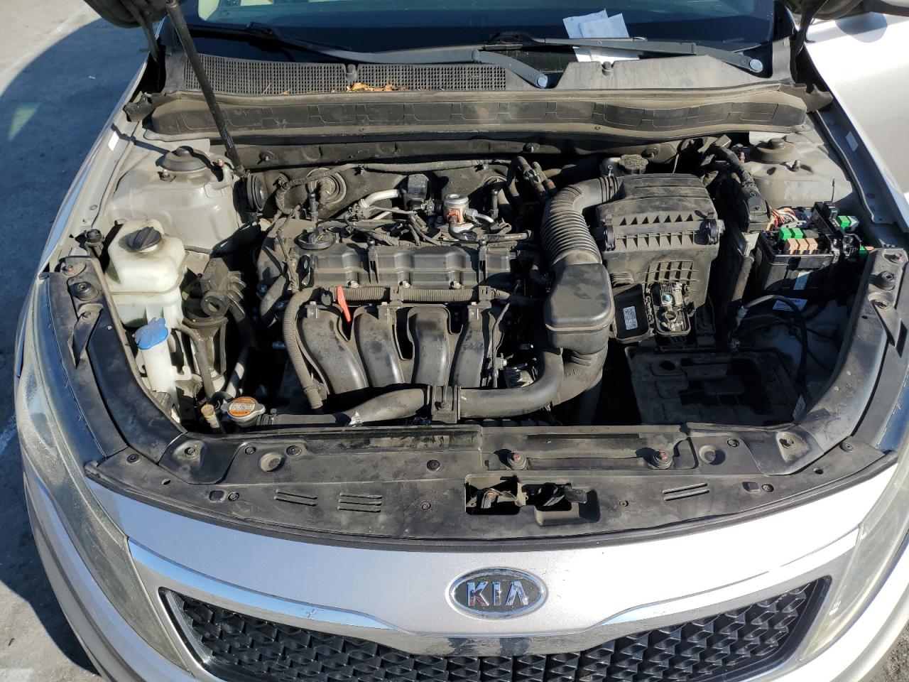 2012 Kia Optima - Image 11