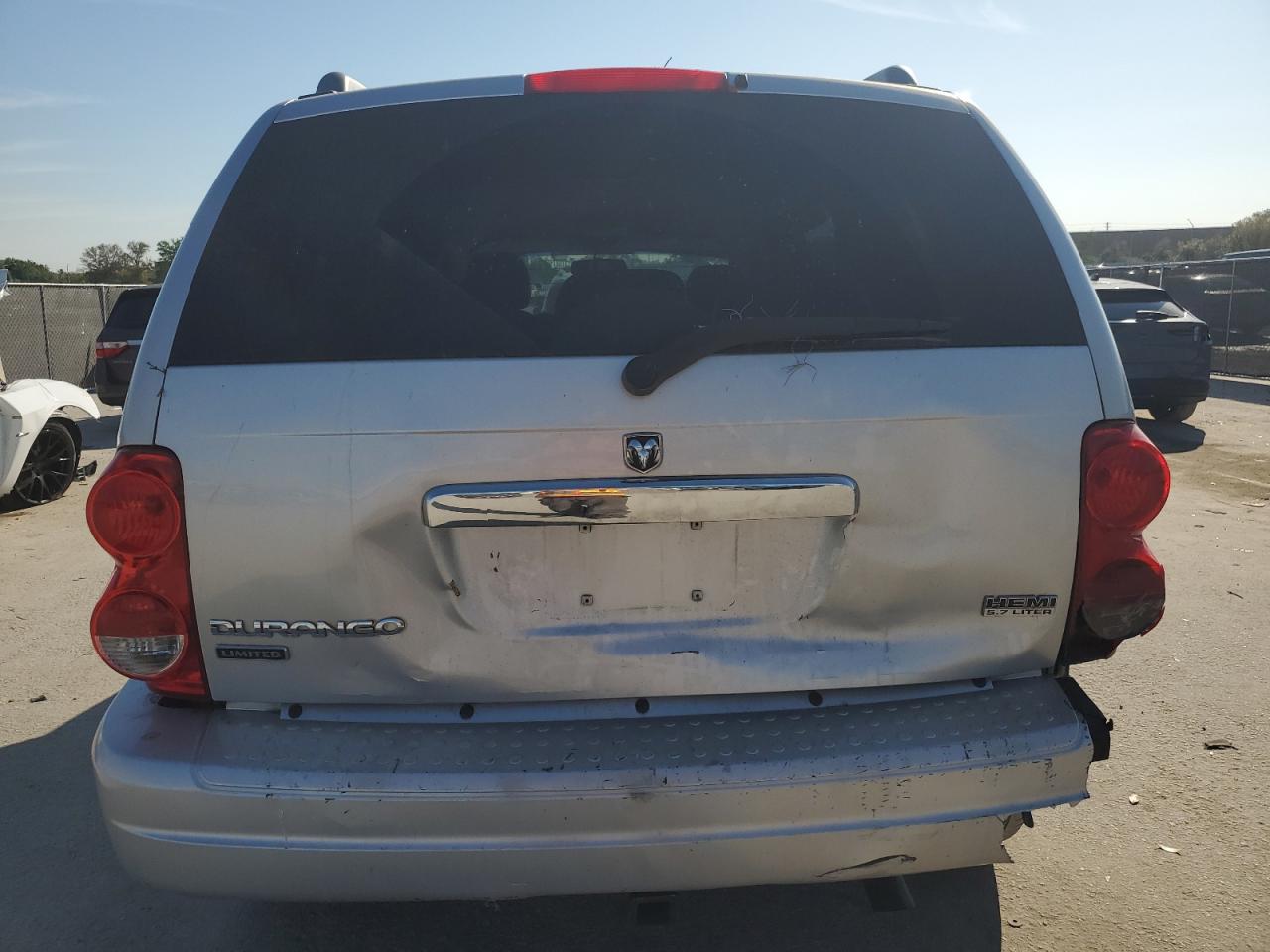 2006 Dodge Durango - Image 6
