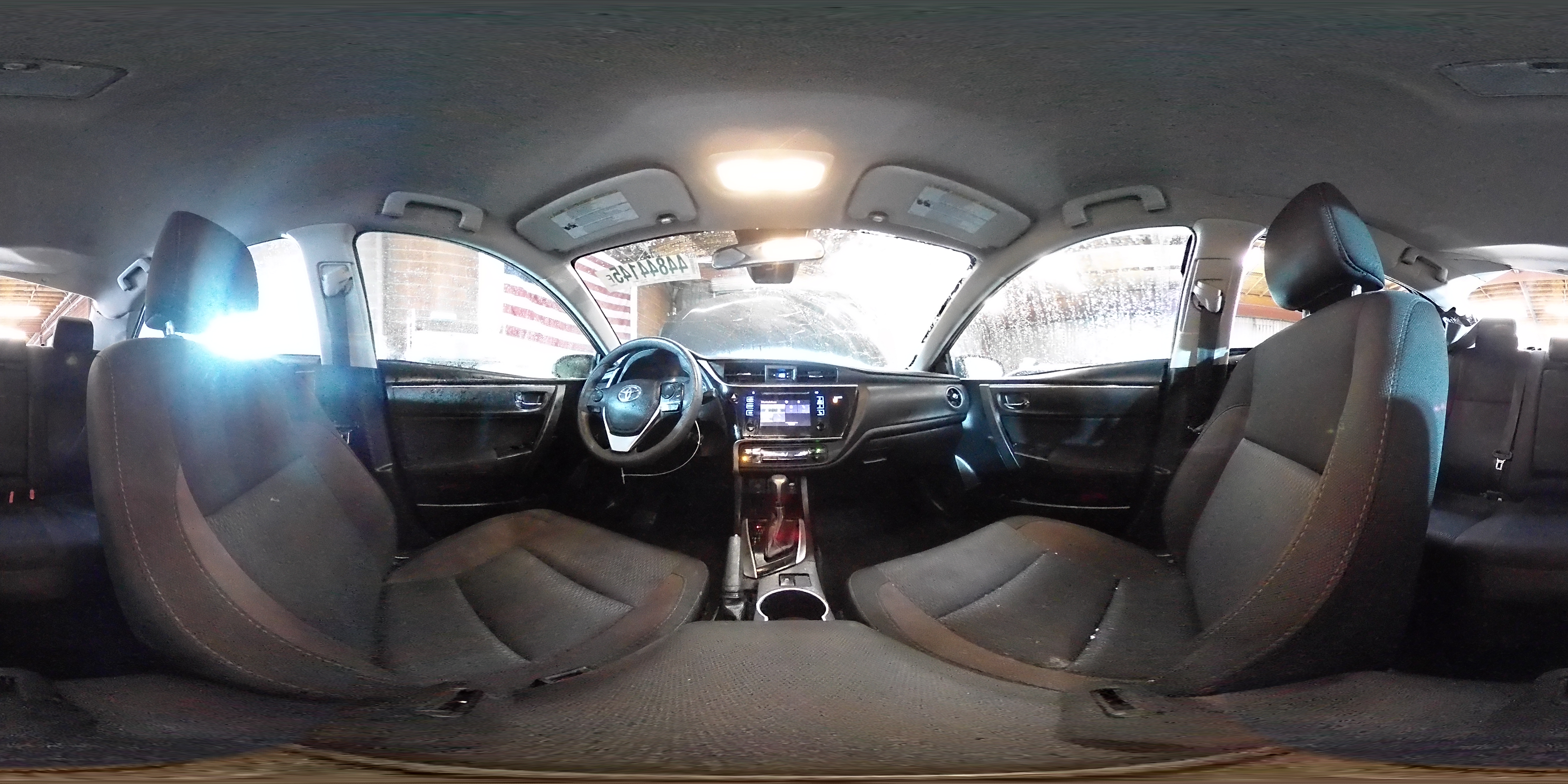 2018 Toyota Corolla - Image 13