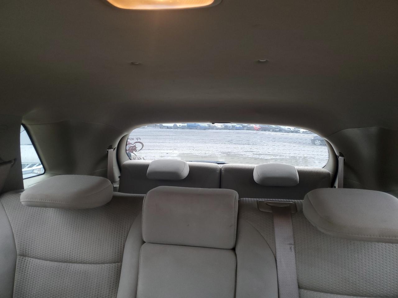 2011 Kia Sorento - Image 10