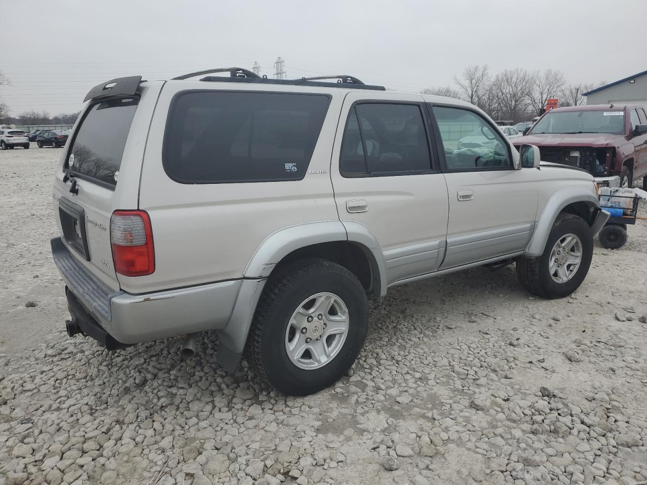 2000 Toyota 4Runner - Image 3